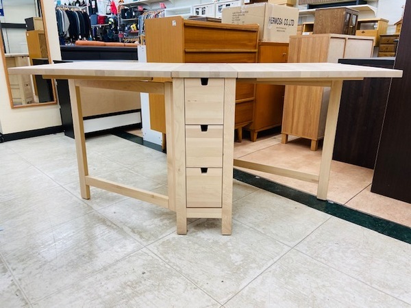 IKEA（イケア）のバタフライダイニングテーブル展示中！！【大和店