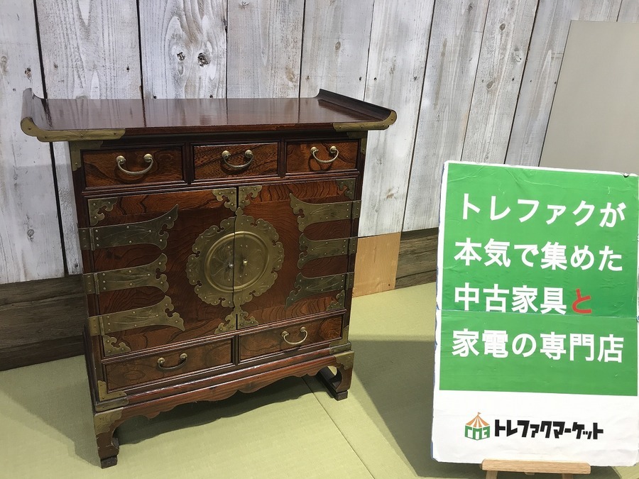 李朝家具】趣のある韓国箪笥が入荷しました！【トレファクマーケット