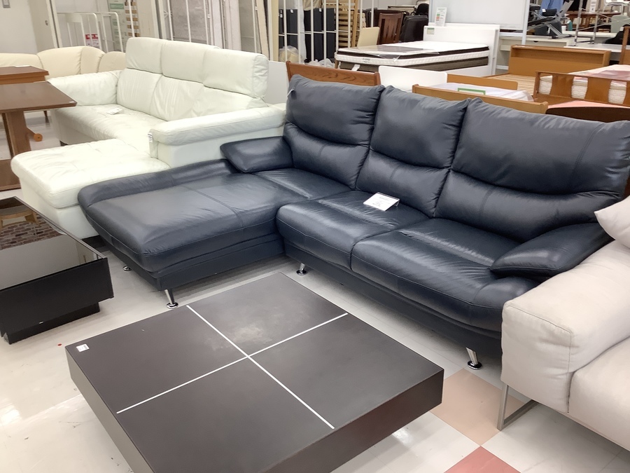 お値段見直しました！ Domicil (ドミシール) 電動リクライニングソファ