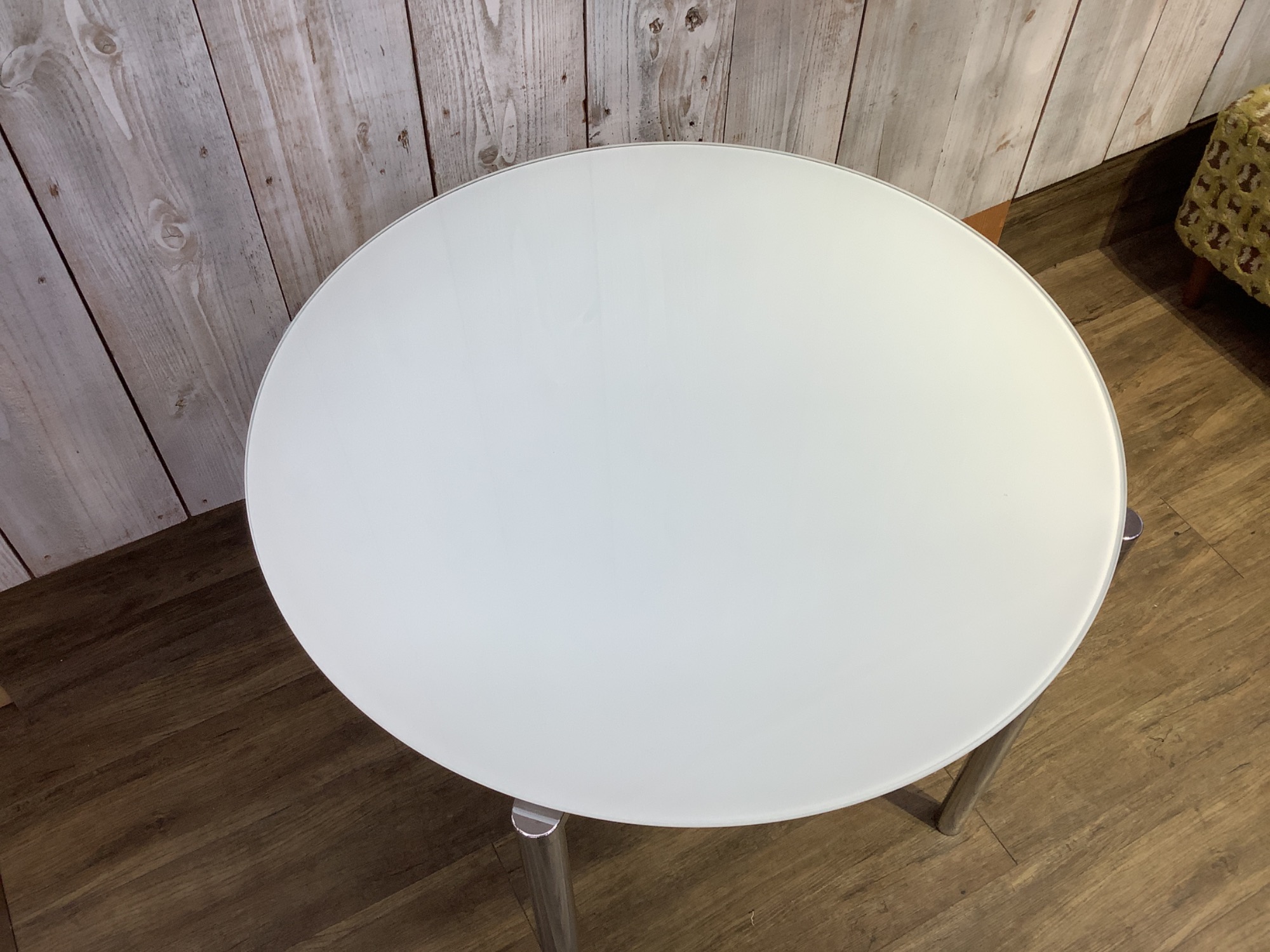 Fritz Hansen（フリッツハンセン）】デンマーク製のコンパクトなカフェ