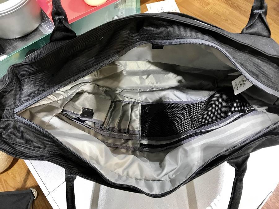 ちょっとした旅行や出張に便利！！大容量パタゴニア トランスポート