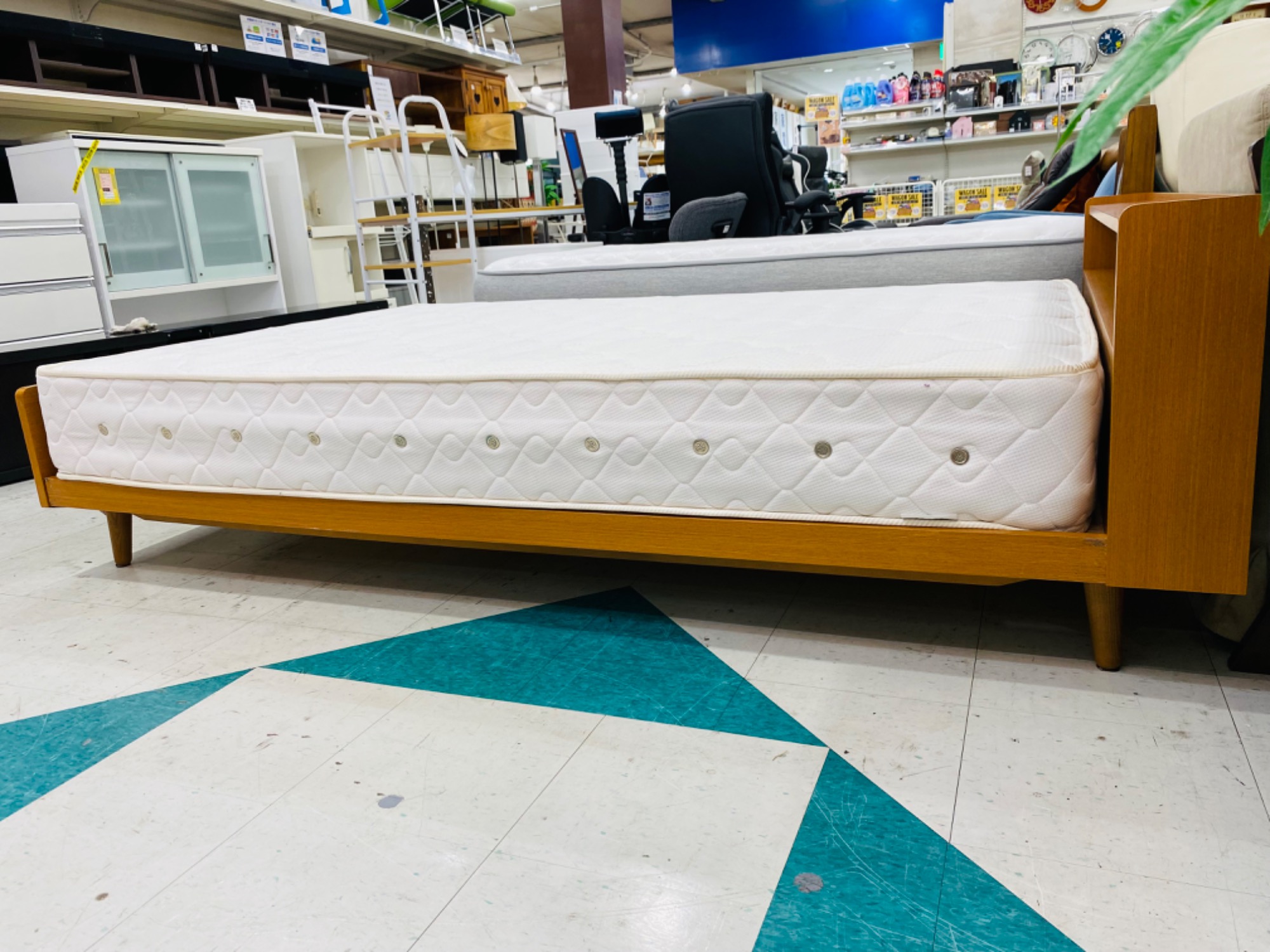 UNICO（ウニコ）ダブルベッド ALBERO（アルベロ）が買取入荷致しました