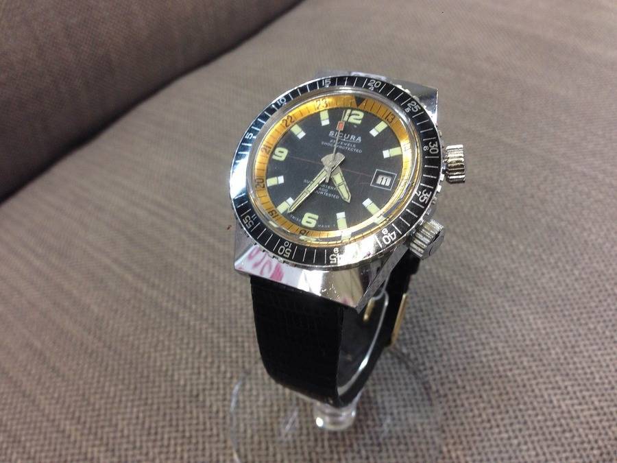 アンティーク品！SICURA(シクラ) 手巻き ダイバーズウォッチ 買取入荷