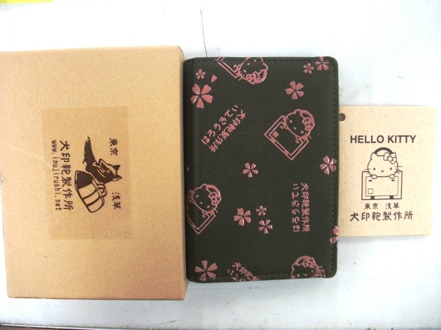 犬印鞄製作所のハローキティコラボカードケース買取入荷致しました