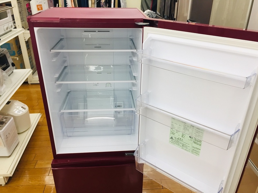 AQUA ワインレッドの2ドア冷蔵庫が新入荷！【鶴ヶ島店】｜2019年09月04