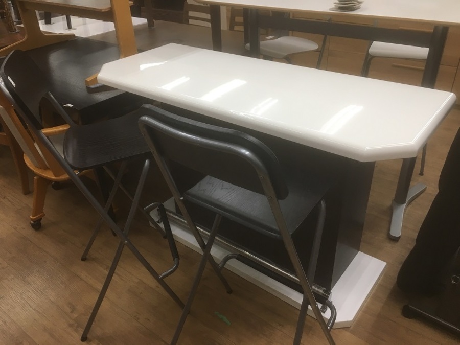 大人気！ニトリのバーカウンターテーブルです【北越谷店】｜2019年03月