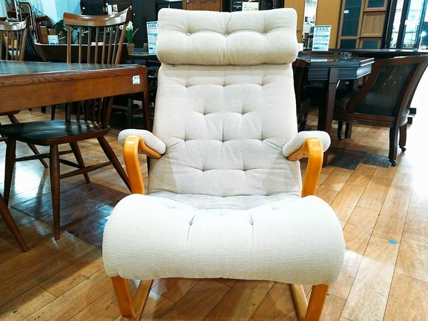 オットマン付！天童木工ブルーノマットソン ハイバックチェアが入荷