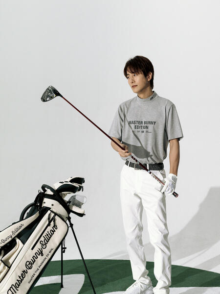 MASTER BUNNY EDITION × 岩井ツインズ 初コラボアイテム発売