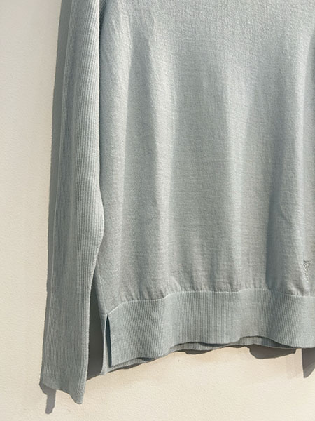 MORABITO BLANC(モラビトブラン) タートルセーター パステルブルー