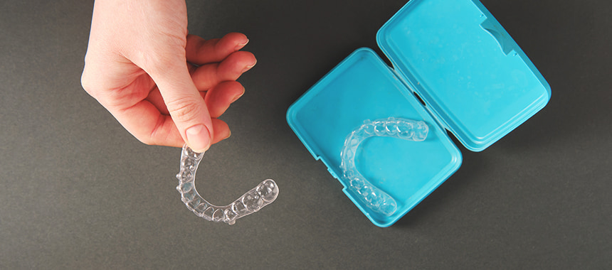 マウスピース型矯正装置（インビザライン）｜大阪府羽曳野市 うえだ