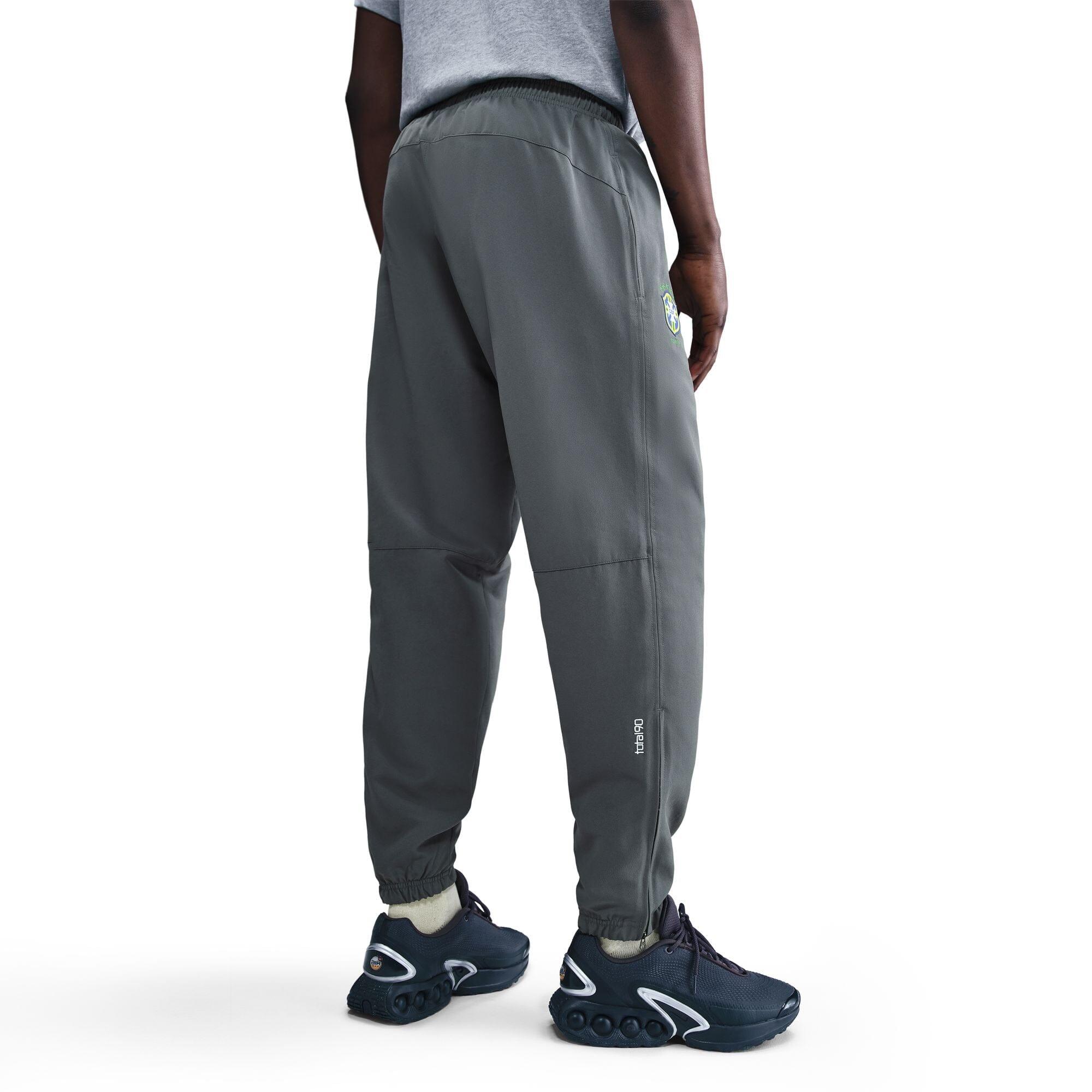 Brazil 2004 Total 90 Reissue Track Pant (HV4431-021) | Ultra Football