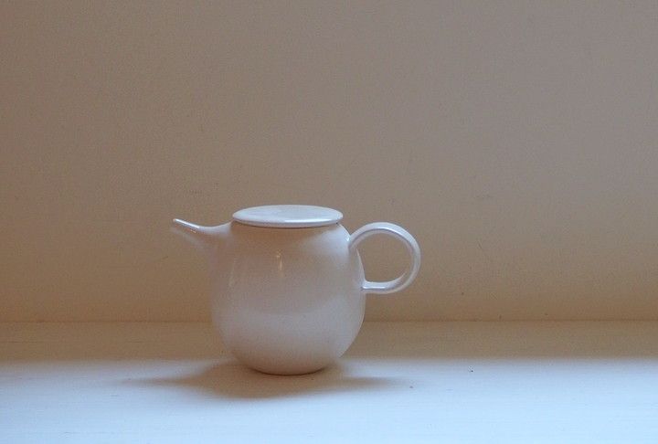 岡田直人さんインタビュー | 暮らしのうつわ花田