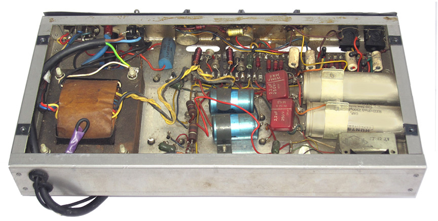 The VOX Showroom - Vox T.60 Amp - A Look Under the Hood - Chassis