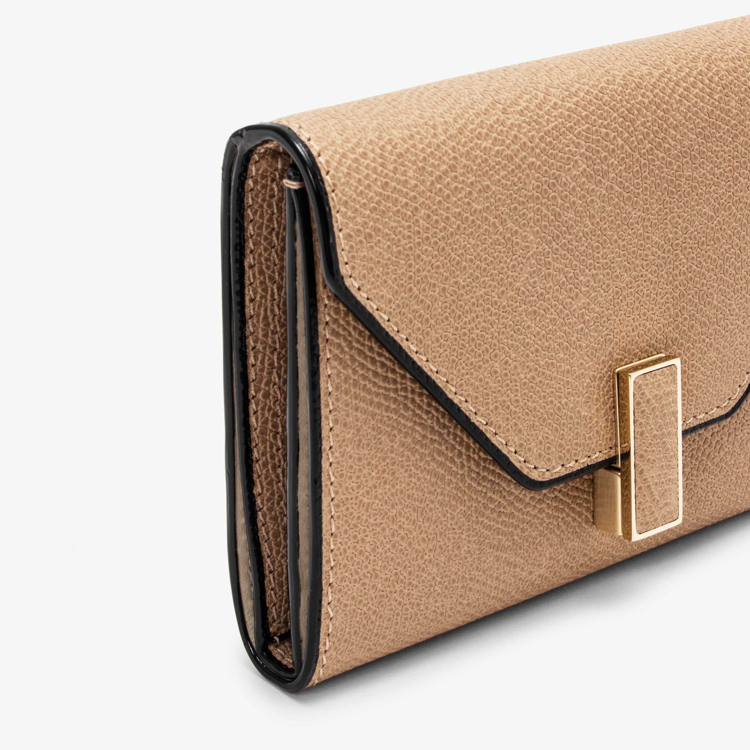 V9E05-028-0MBC-OC_3_1500x.jpg?