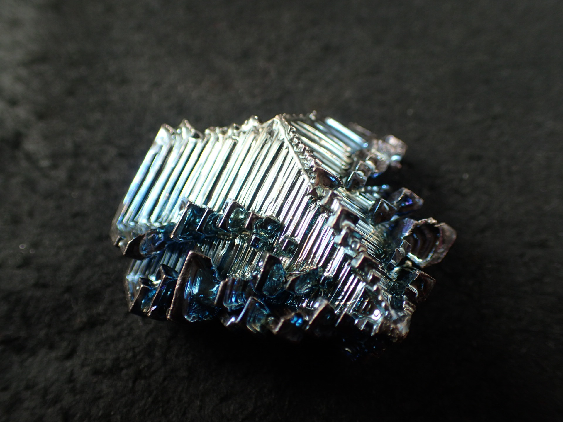 最高品質ビスマス人工結晶 (Lab,Grown Bismuth) Grown in China ｜石の