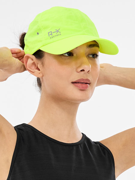 xgucp06j0_ye_1_grande.jpg?v=