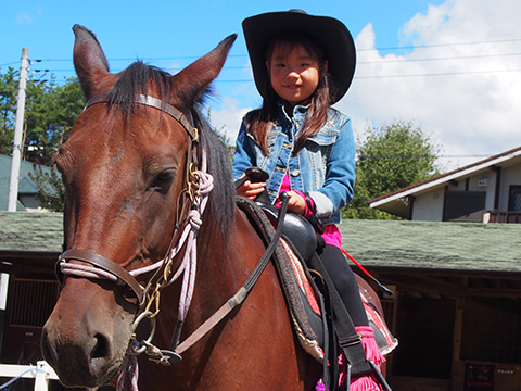 子供の乗馬｜八ヶ岳ロングライディング