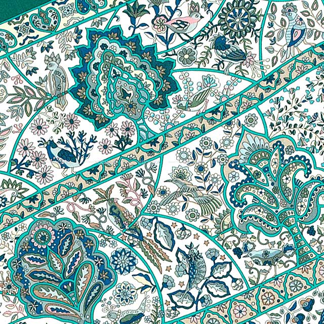 HERMES エルメス スカーフ カレ140 花咲く鳥たちの国で ヴェール/白