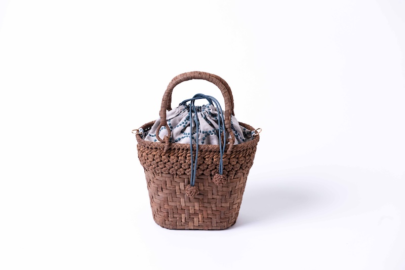 長野県大町市の山葡萄籠工房｜天然山葡萄籠の本格専門店