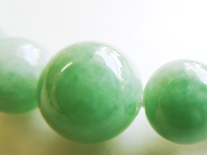 一品(ひとしな)】108ブレス「水晶×ビルマ翡翠」 お数珠の安田念珠店へ