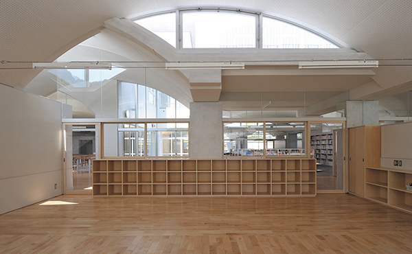 坂本一成住宅めぐり ｜ 過去の展覧会 ｜ 八王子市夢美術館