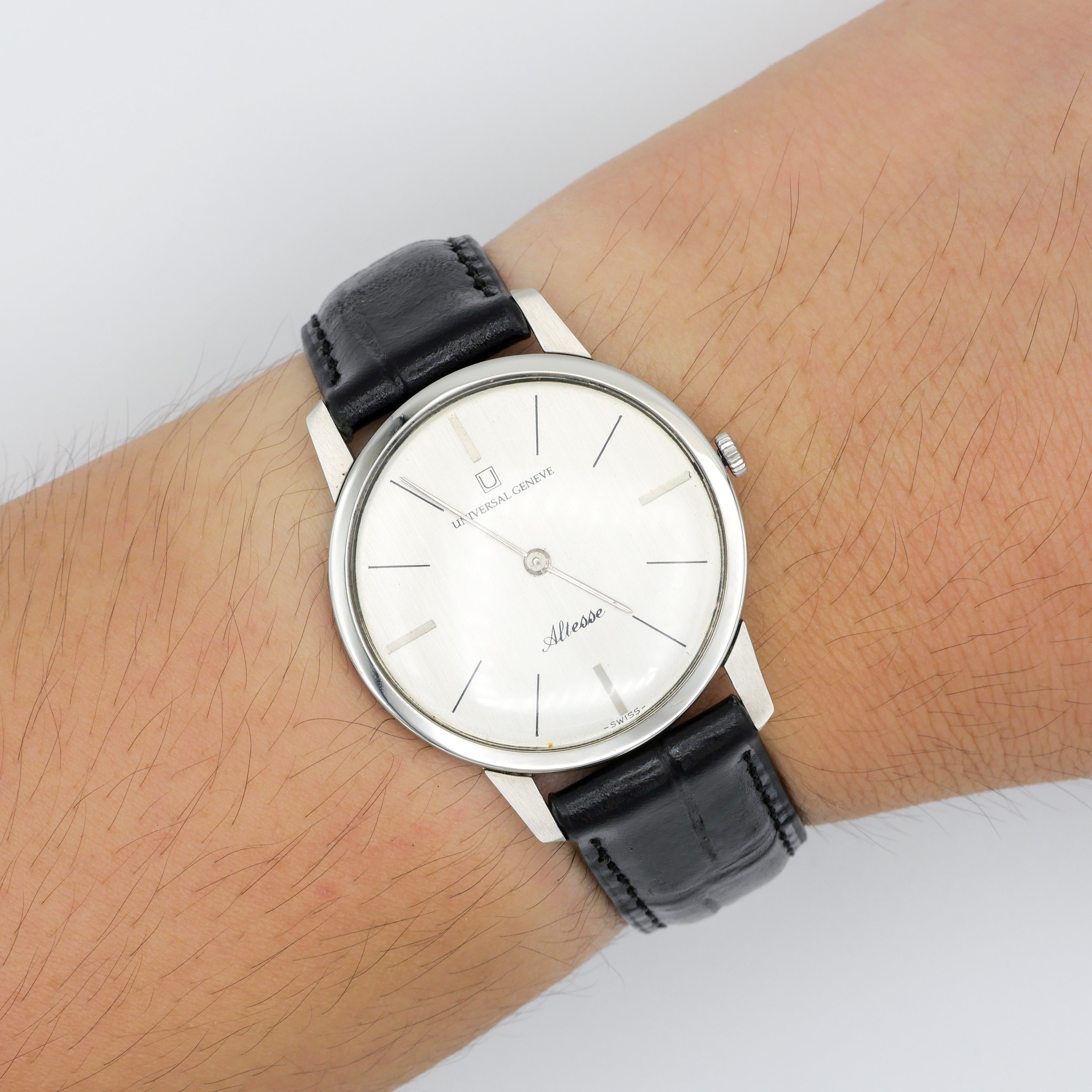 UNIVERSAL GENÈVE ALTESSE REF. 842101 – Zeit Vintage Watch