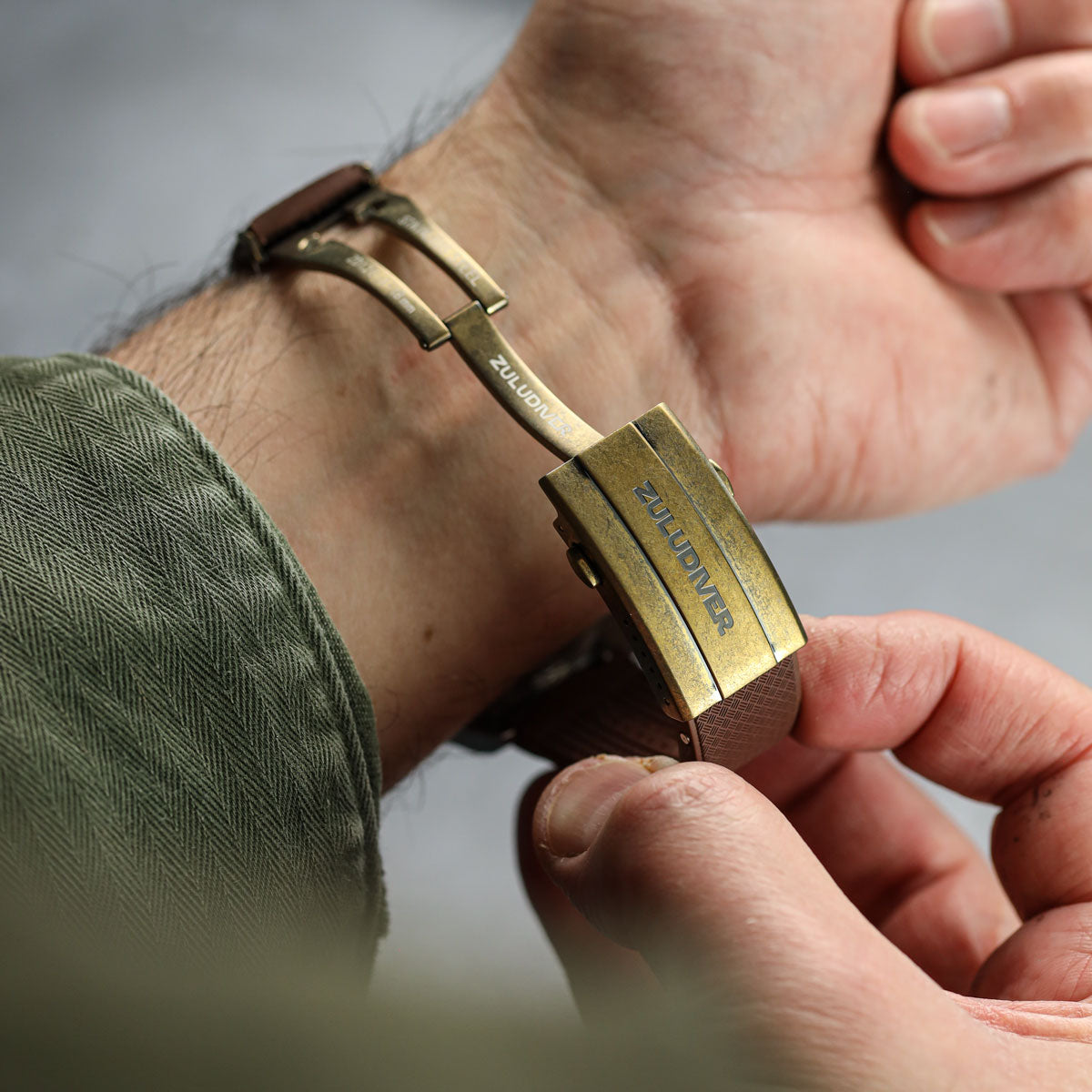 Tsunami MK2 Rubber Deployant Watch Strap - Harbour Brown - ZULUDIVER