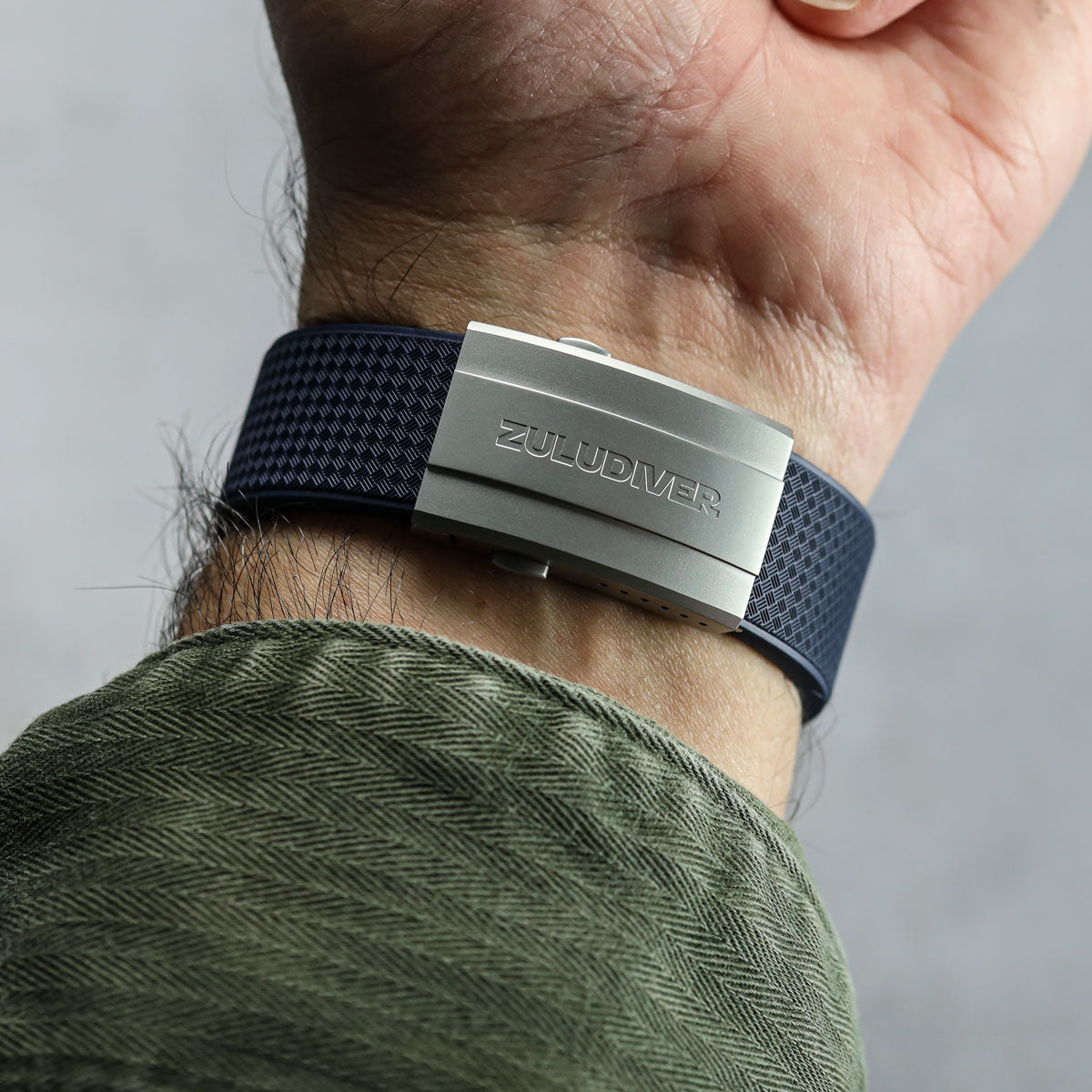 Tsunami MK2 Rubber Deployant Watch Strap - Anthracite Grey - ZULUDIVER