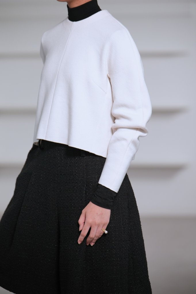 Tops｜SHE Tokyo online shop