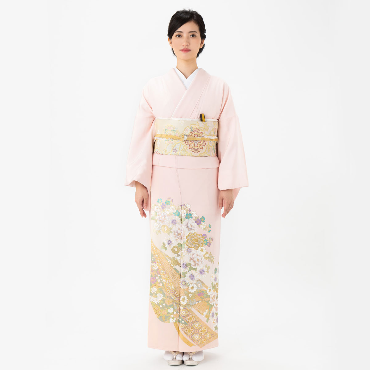 色留袖：E278 桂由美 薄ピンク 流れ熨斗に牡丹(E286)| 色留袖レンタル