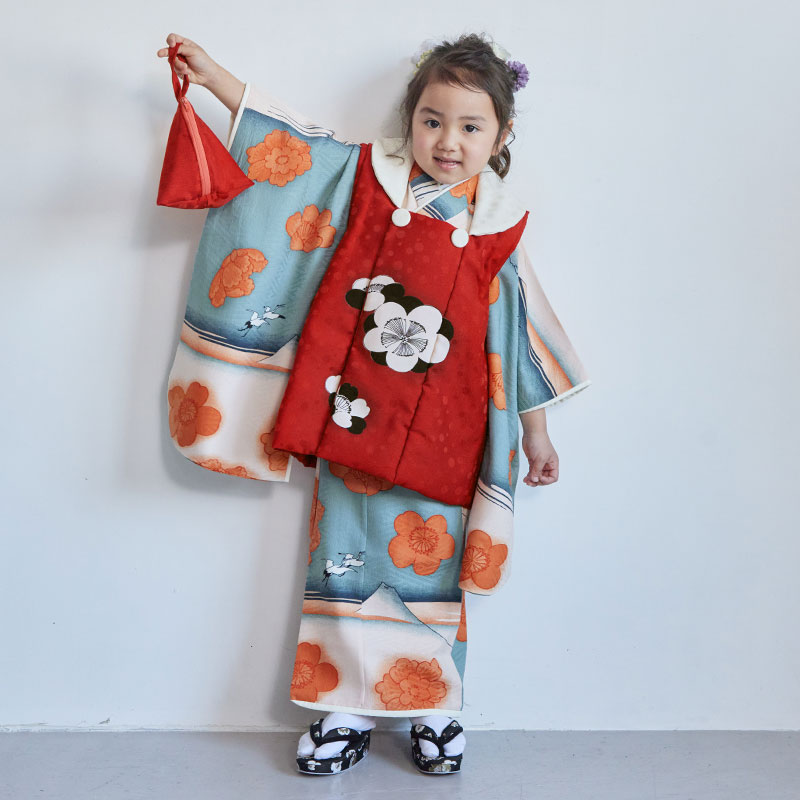 七五三被布 : モダンアンテナ K171 【三歳女児被布】赤梅×クリーム花々