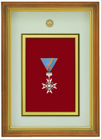 額/勲章額｜東京叙勲-叙勲・褒章の菊紋入り記念品販売