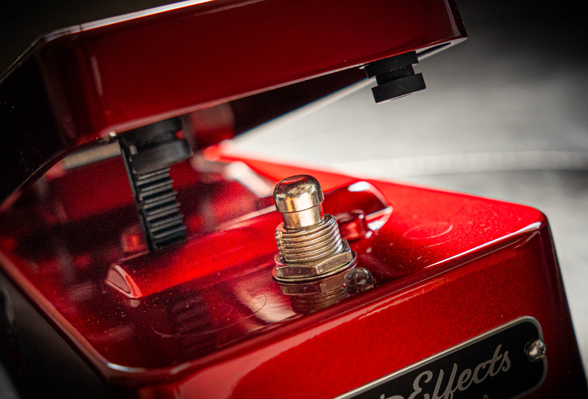 XW-2 Candy Apple Red Limited Edition – Xotic California