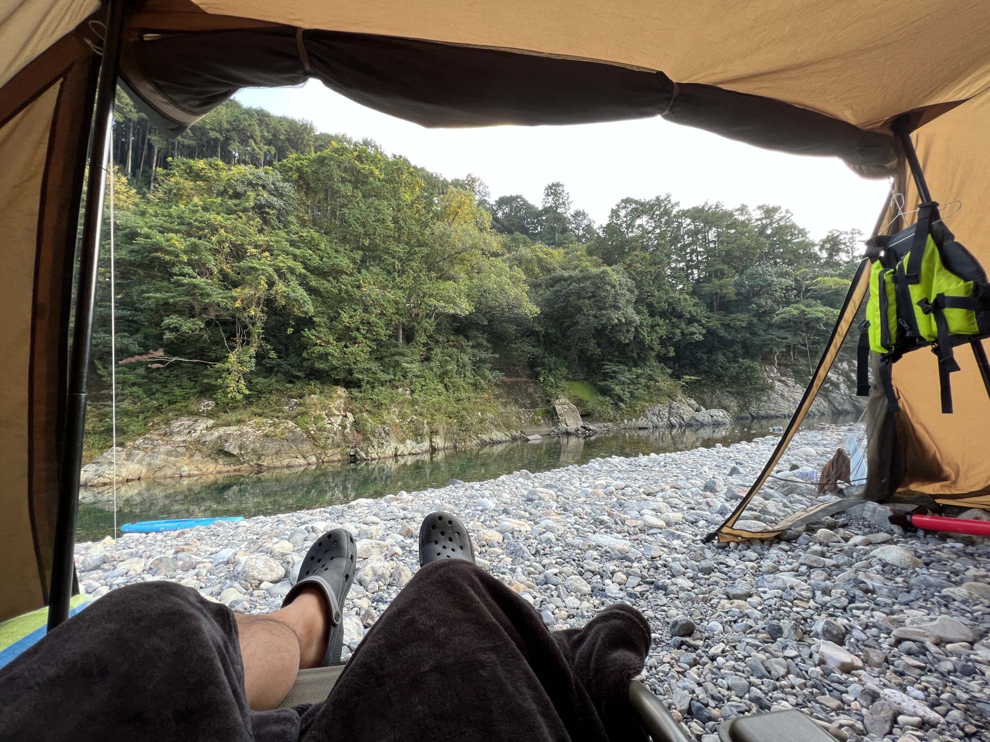 プロガイドが教えるテントサウナの魅力と始め方