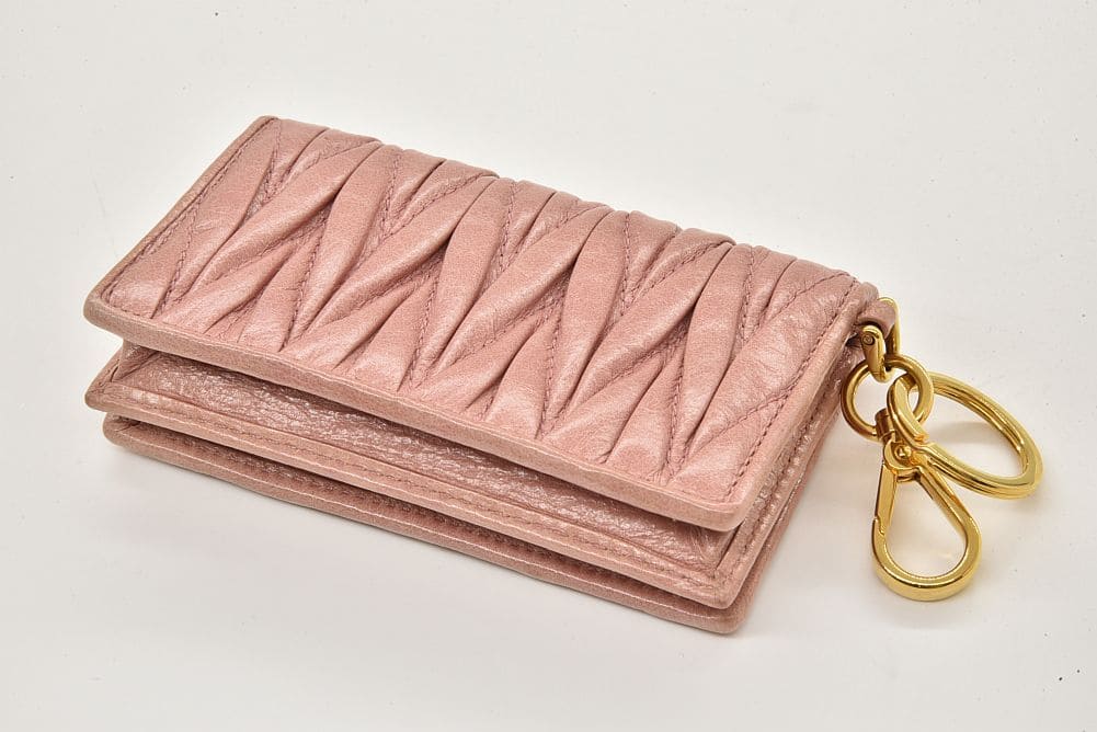 良品✨ミュウミュウ♡ケース キーリング付き マテラッセ ピンク