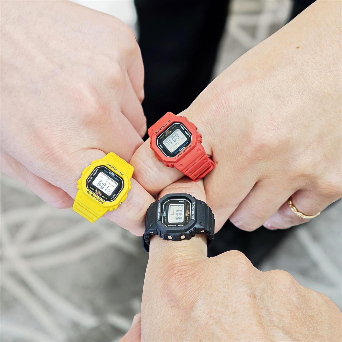 カシオ G-SHOCK nano DWN-5600-1JR 1/10サイズ ミニスクエア 20気圧