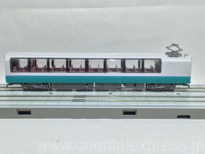 251系 スーパービュー踊り子 新塗装 入線です。KATO 10-474/475