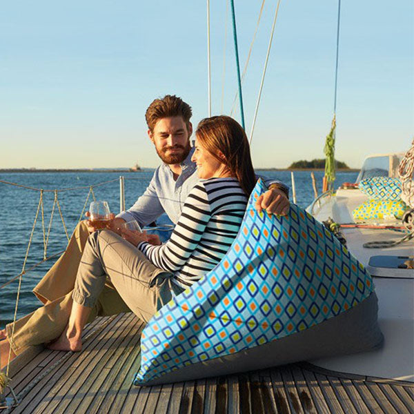 公式】Yogibo Zoola Pyramid（ヨギボー ズーラ ピラミッド） | Yogibo