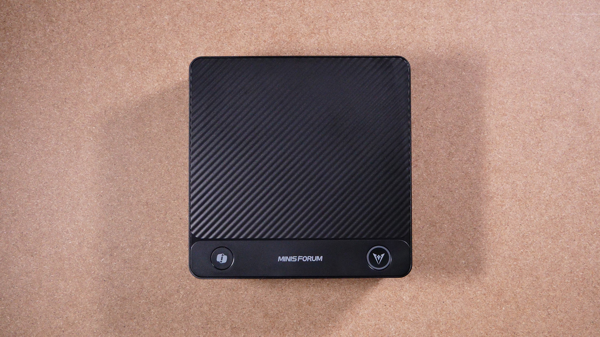 レビュー】今話題（？）のAI PCは本当に使えるのか『Minisforum UH125