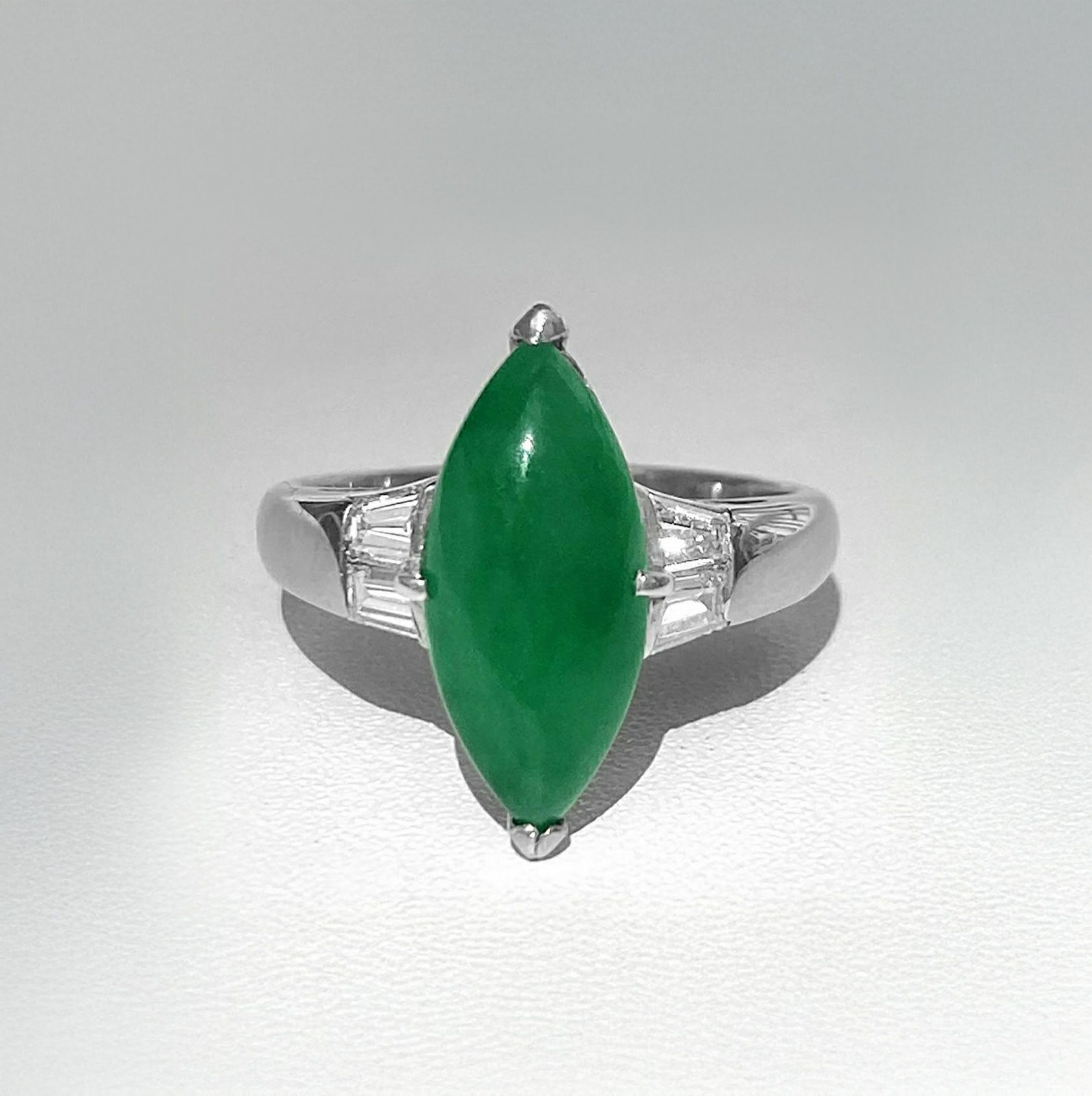 ひすい3.45ctプラチナリングダイヤ0.35ct付 | ユアエメラルド