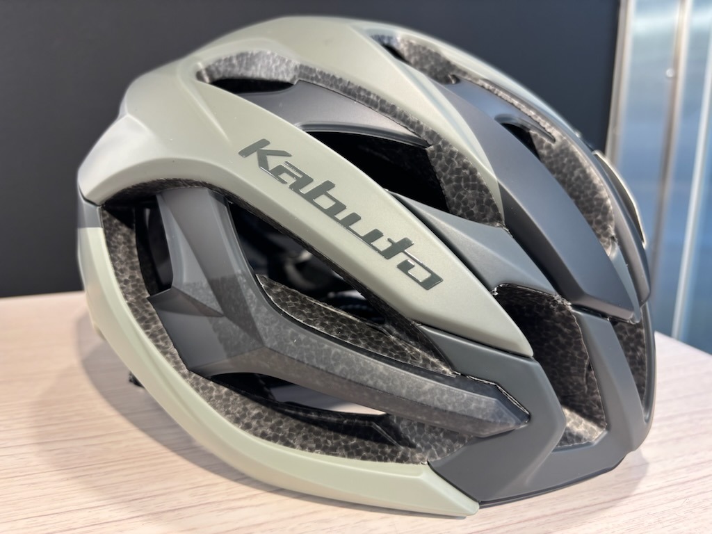 OGK/KABUTO】新春特価IZANAGI残り僅か！！ | サイクルウェアのことなら