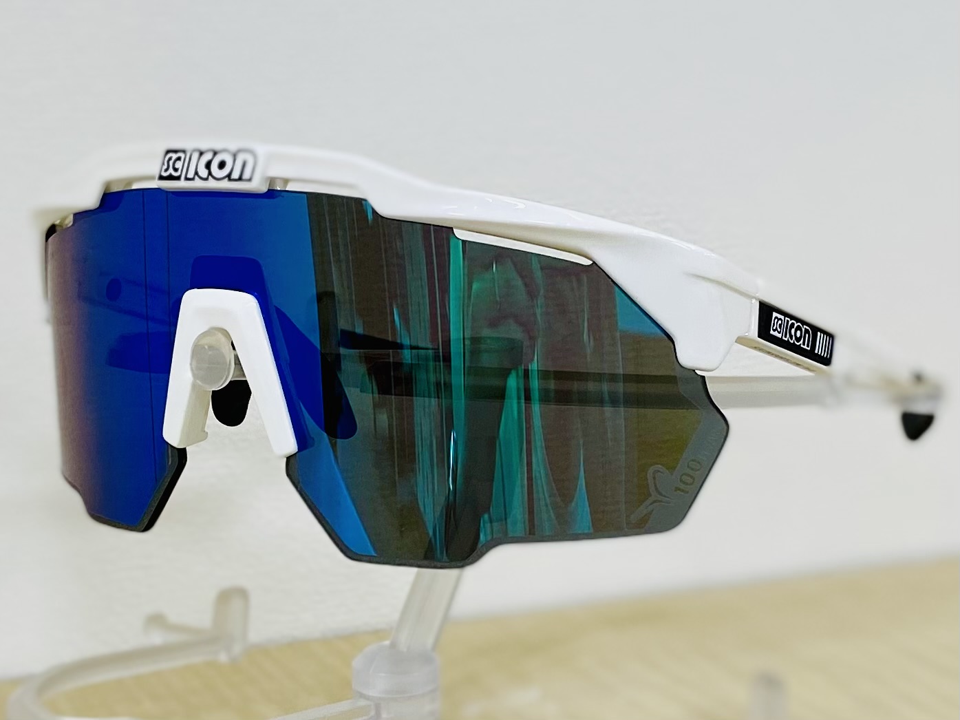 入荷速報！】SCICON新作2連発！国内限定50本のレアモノも