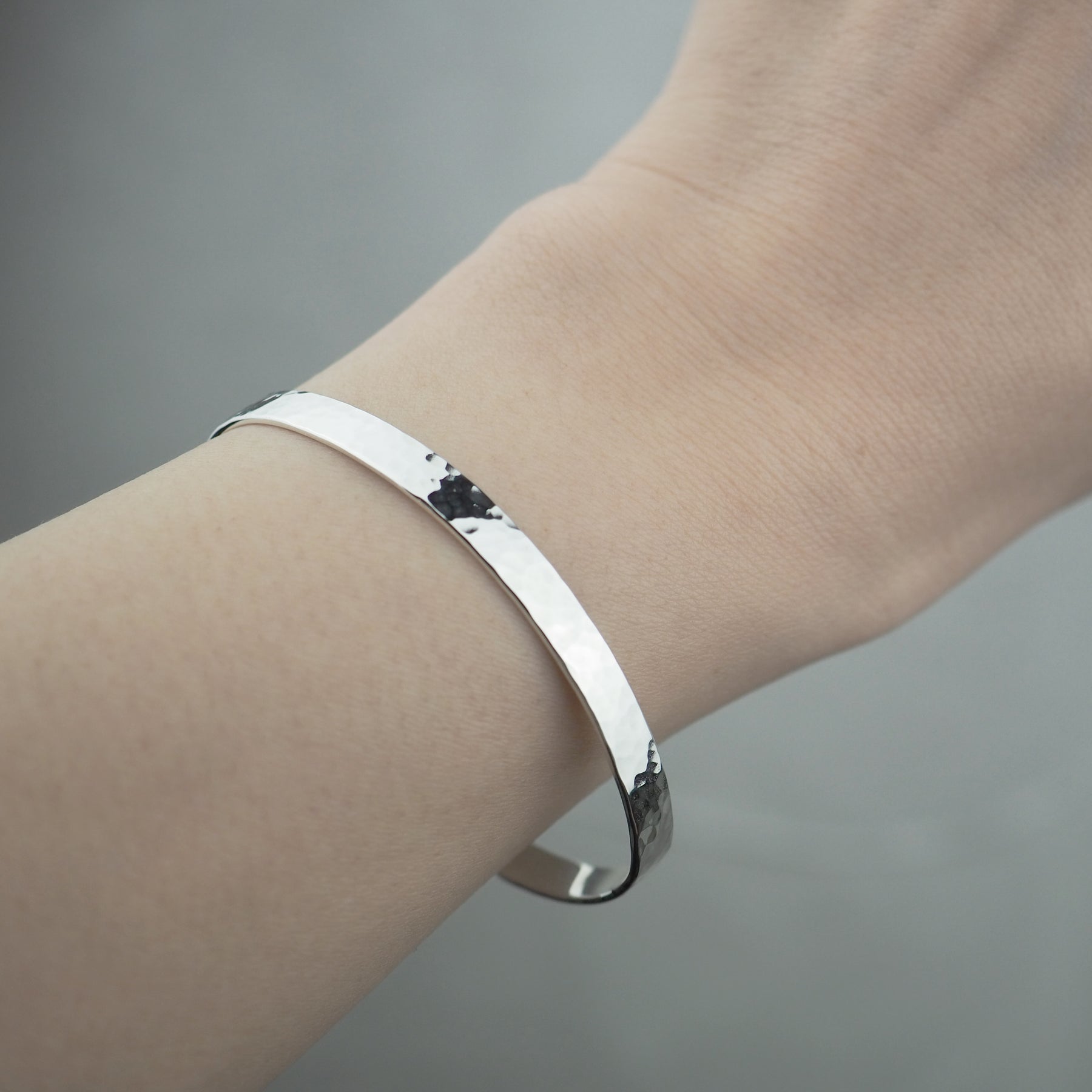 Silver Bangle -Tsuchime Bright- シルバー バングル – yuzen-official