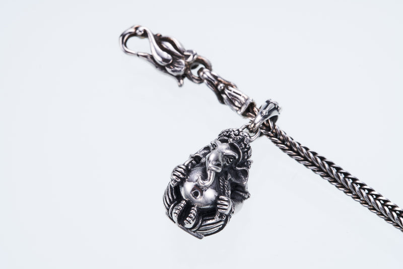 Round Ganesh Pendant : ラウンド・ガネーシャ・ペンダントトップ by