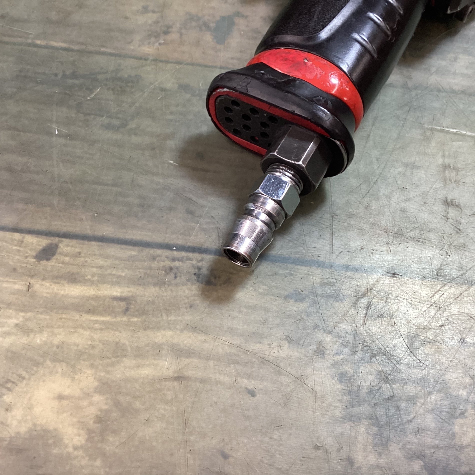 マックツール エアインパクトレンチ AWP050M 【東大和店】 – アクト