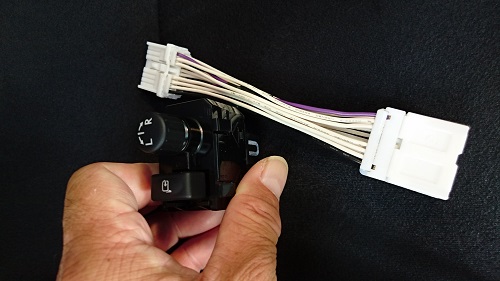 86とBRZのミラースイッチを光らせる、簡単な方法。 | 見た目を変えずに