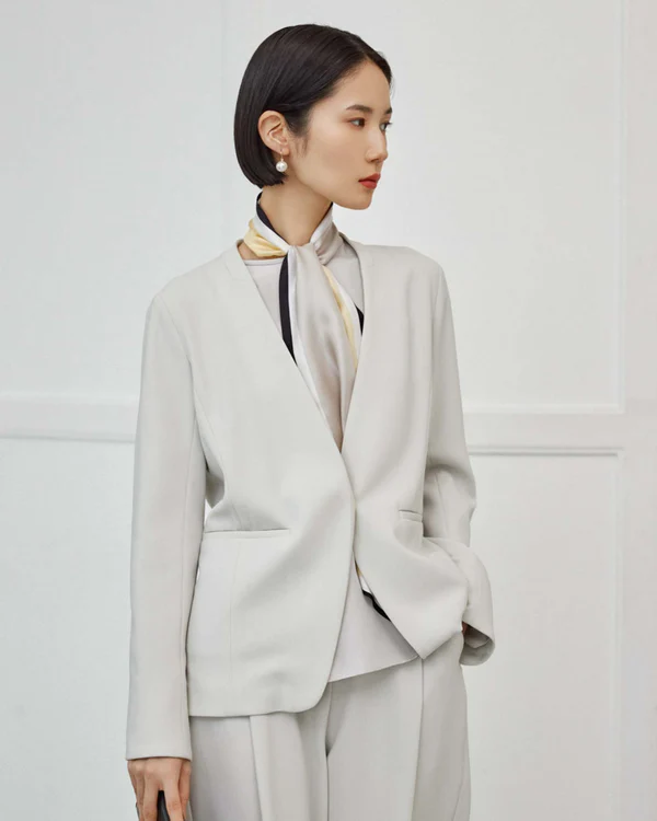 シンプルなのに美しい！長く使えるセレモニージャケット | 40,50代の高