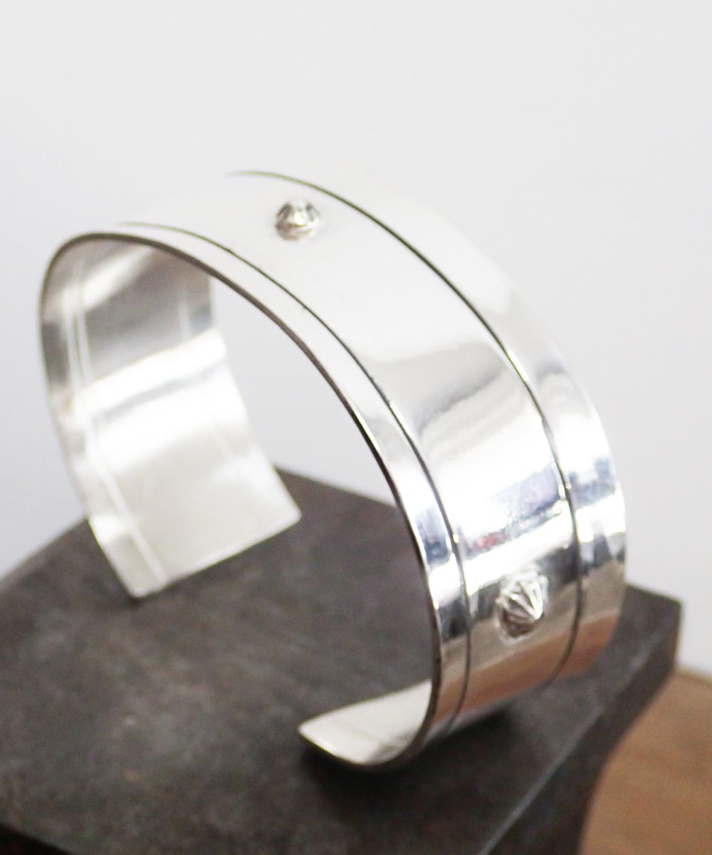 SV1000 WIDE BANGLE (純銀製 ワイドバングル)｜Color-SILVER｜AKASHIC TREE