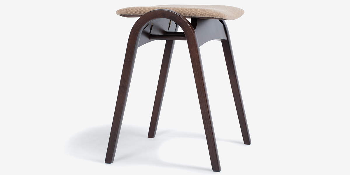 No.202 | 曲木家具専門ブランドの秋田木工