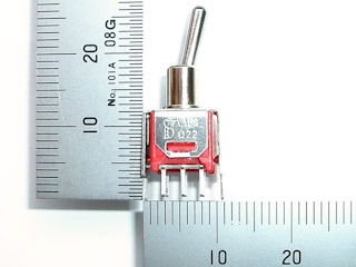 基板用小型6Pトグルスイッチ 2回路2接点: 制御部品・駆動部品 秋月電子